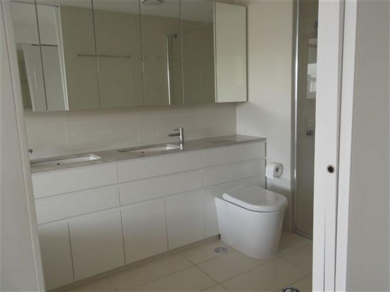 4304/2 Sunset Avenue, Paradise Point QLD 4216