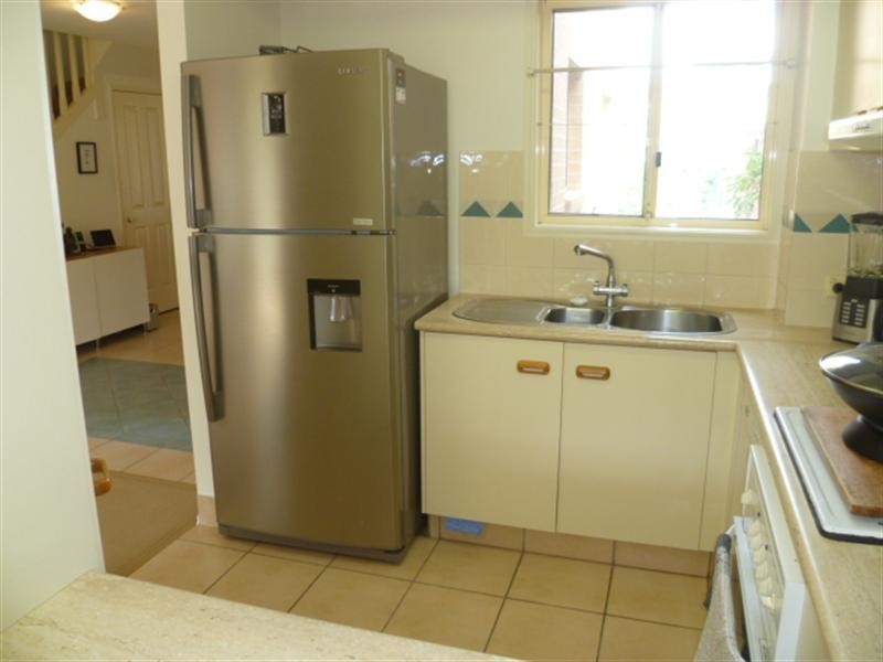 7/427 Pine Ridge Road, Runaway Bay QLD 4216