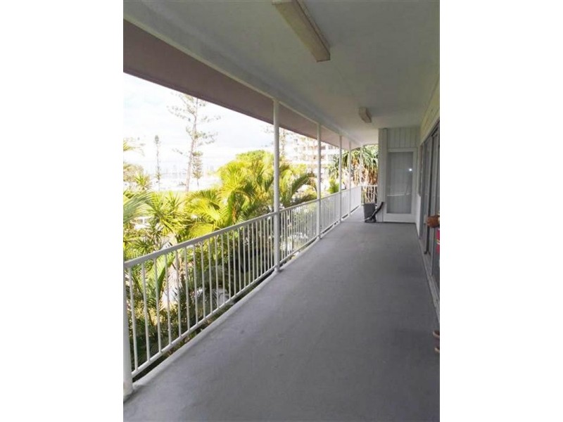 2/12 Oatland Esplanade, Runaway Bay QLD 4216