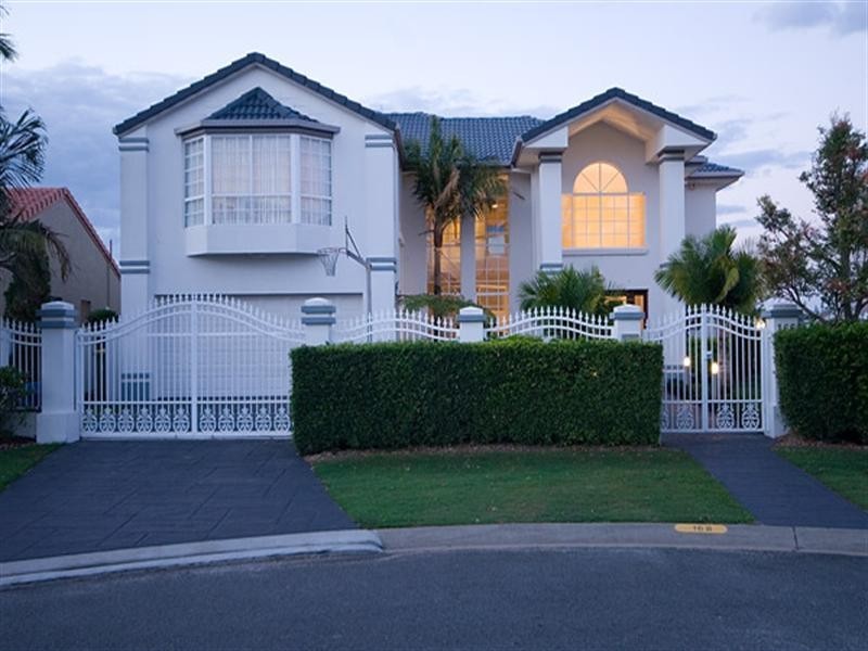 166 Sundance Way, Runaway Bay QLD 4216