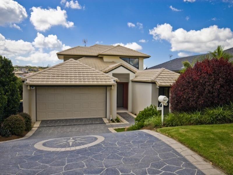 27 Mellum Circuit, Pacific Pines QLD 4211