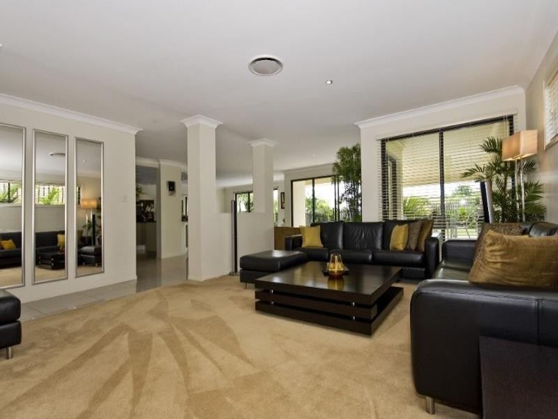 27 Mellum Circuit, Pacific Pines QLD 4211