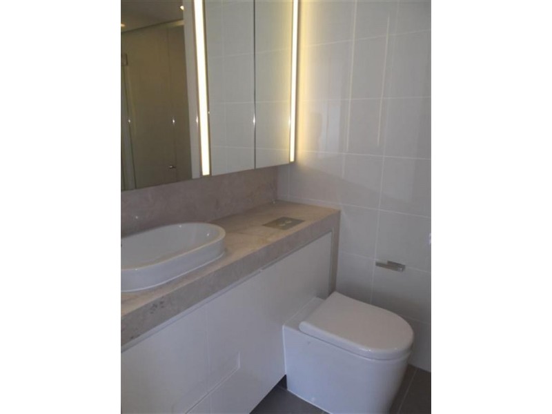 6404/6 Marina Promenade, Paradise Point QLD 4216