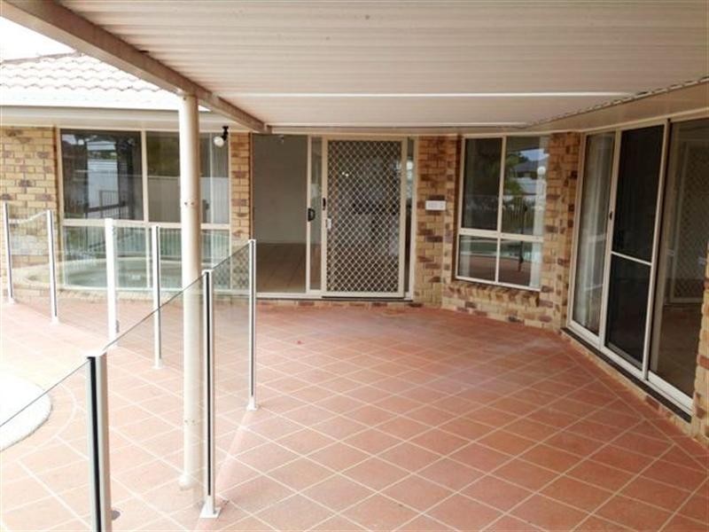 476 Oxley Drive, Runaway Bay QLD 4216