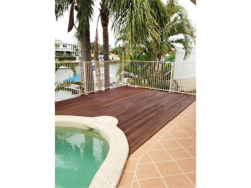 476 Oxley Drive, Runaway Bay QLD 4216