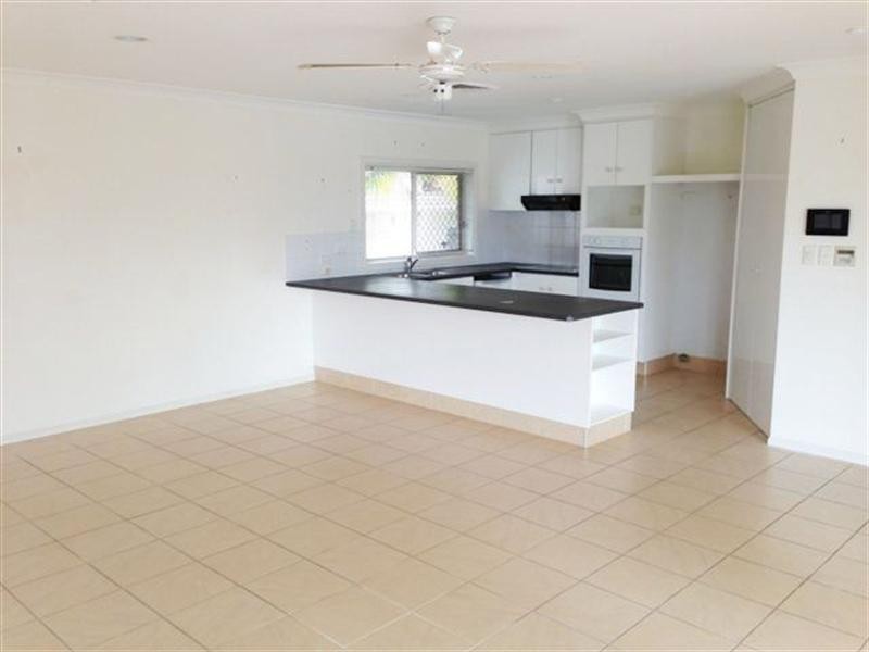 476 Oxley Drive, Runaway Bay QLD 4216