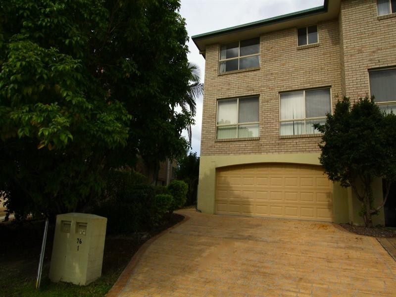 1/76 Kincaid Drive, Highland Park QLD 4211