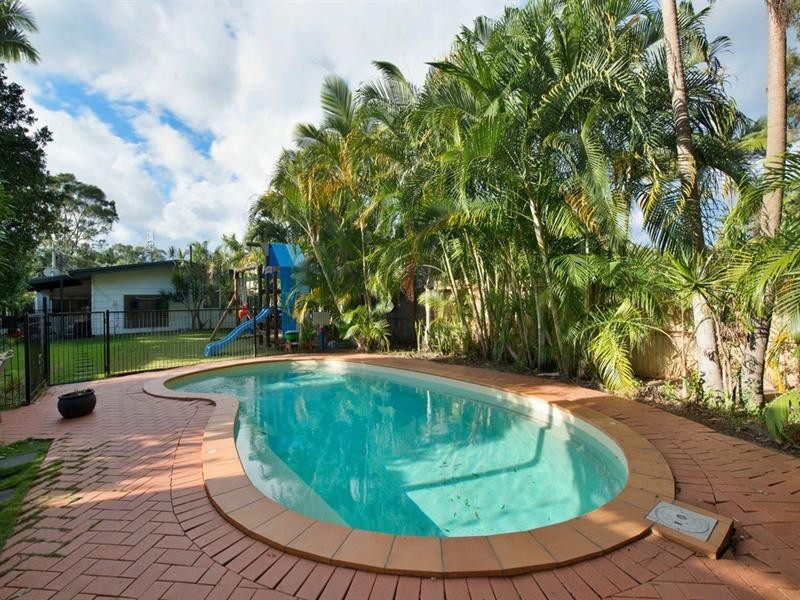 55 Nalkari Street, Coombabah QLD 4216