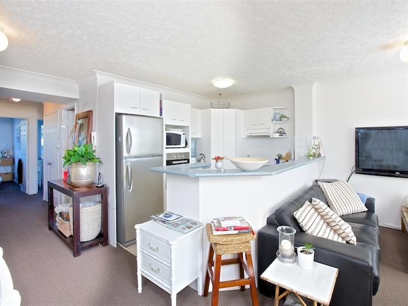 8/11-19 Taylor Street, Biggera Waters QLD 4216