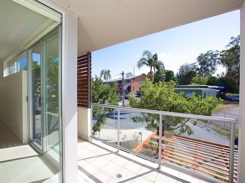 18/5 Carey Lane, Southport QLD 4215