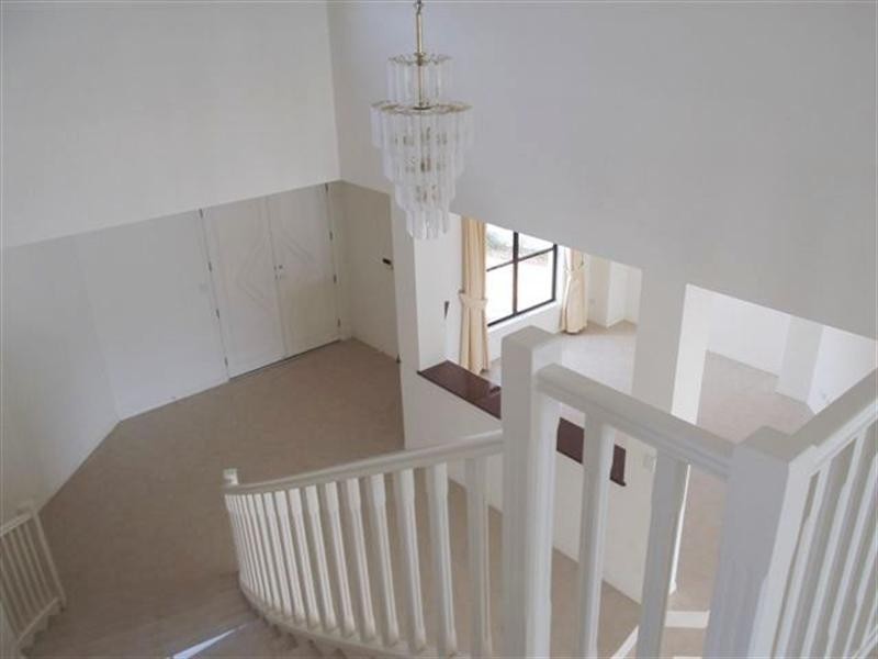 3 The Peninsula, Sovereign Islands QLD 4216