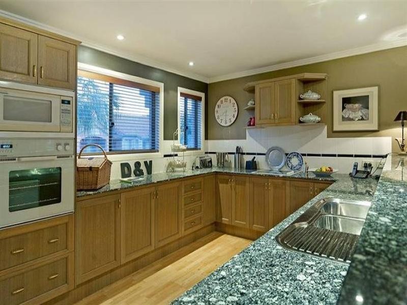 43 John Lund Drive, Hope Island QLD 4212