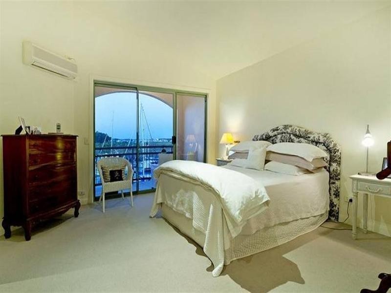 43 John Lund Drive, Hope Island QLD 4212