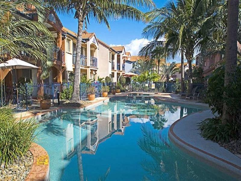 43 John Lund Drive, Hope Island QLD 4212