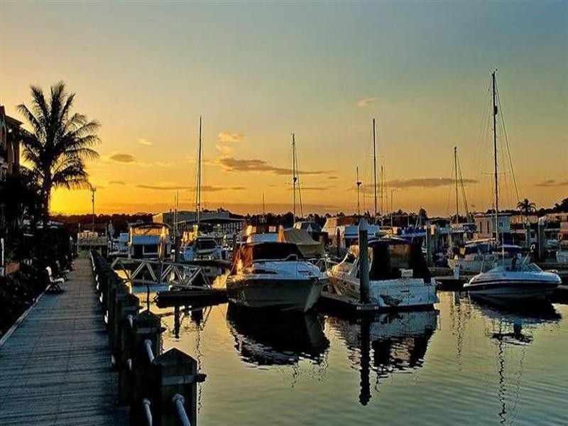 43 John Lund Drive, Hope Island QLD 4212