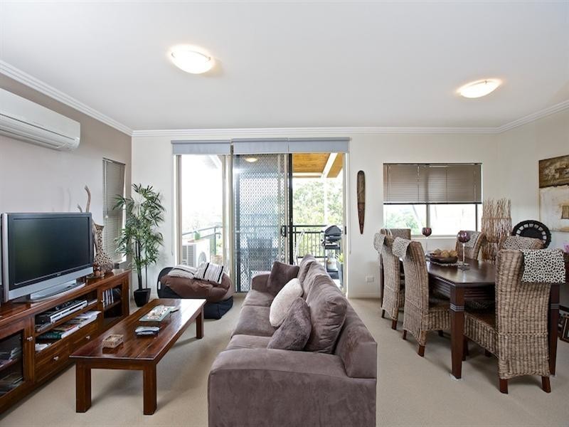 5/2 Oleander Avenue, Biggera Waters QLD 4216