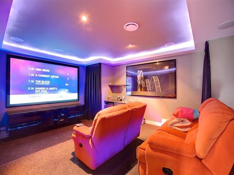 9 Kensington Mews, Sovereign Islands QLD 4216