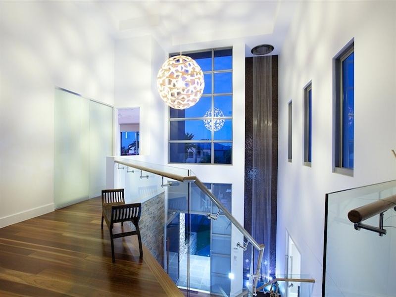 9 Kensington Mews, Sovereign Islands QLD 4216