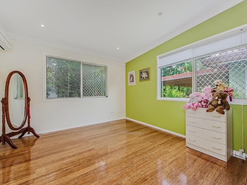 80 Currumburra Road, Ashmore QLD 4214