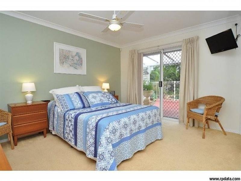 14 Ballybunyon Crescent, Hope Island QLD 4212