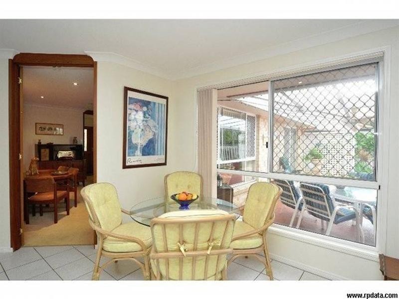 14 Ballybunyon Crescent, Hope Island QLD 4212