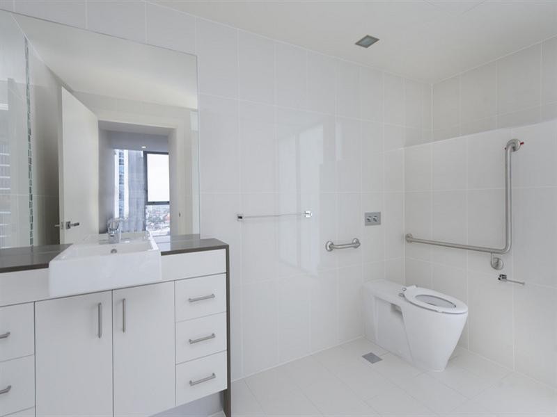 34-36 Scarborough Street, Southport QLD 4215