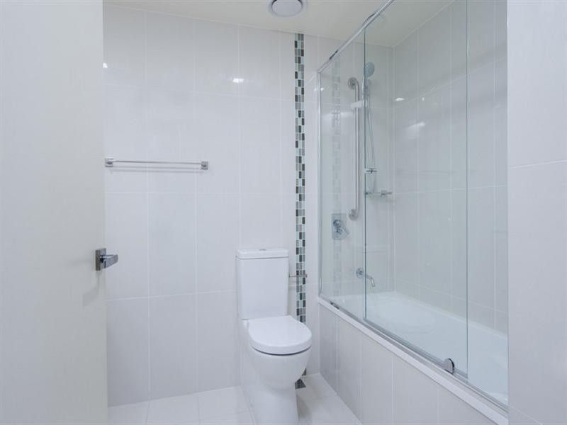 34-36 Scarborough Street, Southport QLD 4215