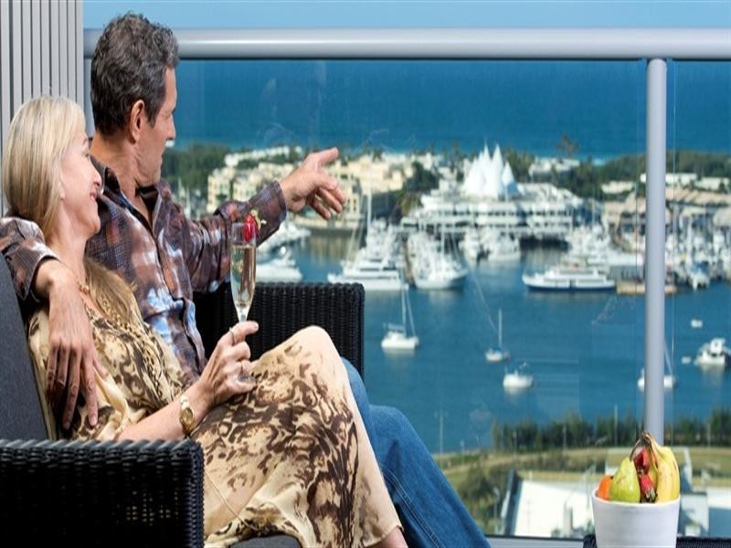 34-36 Scarborough Street, Southport QLD 4215