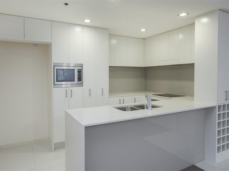 34-36 Scarborough Street, Southport QLD 4215