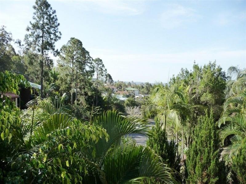 16 Bellona Court, Pacific Pines QLD 4211