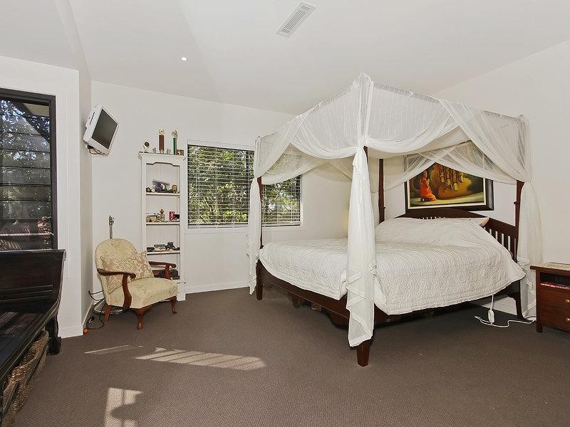 11 Wentworth Avenue, Mount Nebo QLD 4520