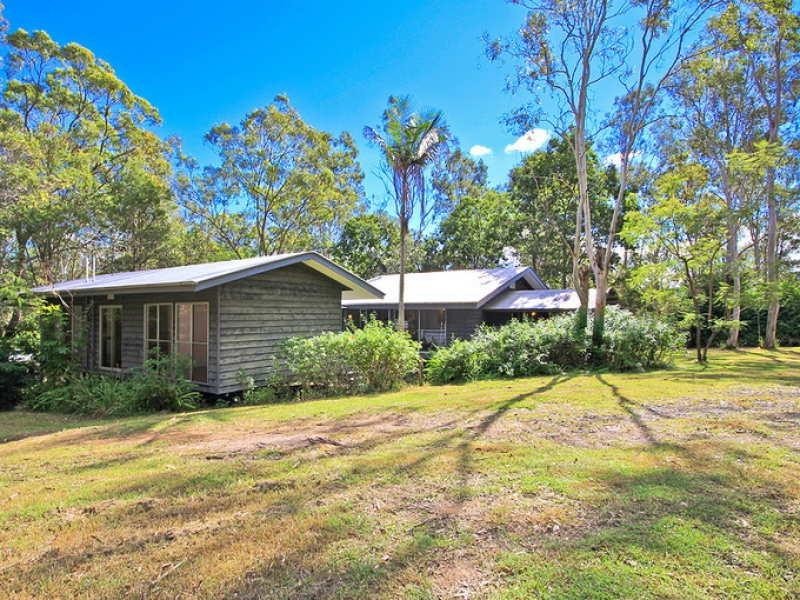9 Roxburgh Road, Wights Mountain QLD 4520