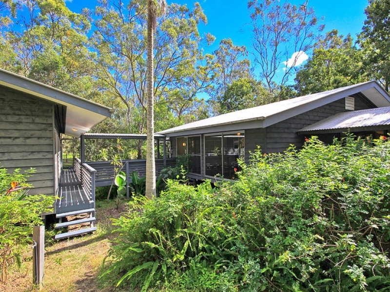 9 Roxburgh Road, Wights Mountain QLD 4520