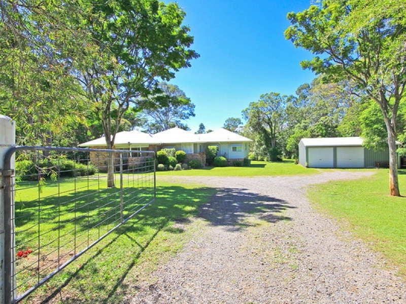 14 Greenwood Crescent, Samford Valley QLD 4520