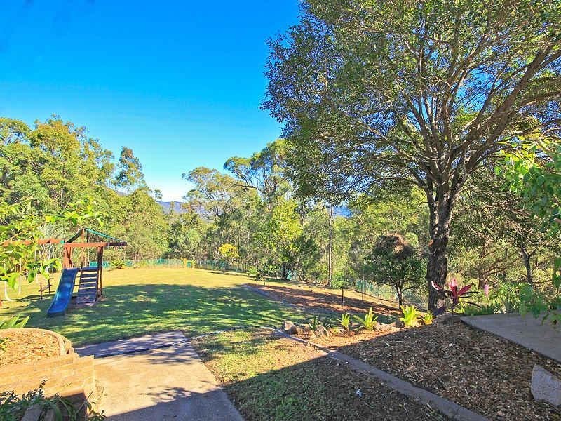 420 Camp Mountain Road, Camp Mountain QLD 4520