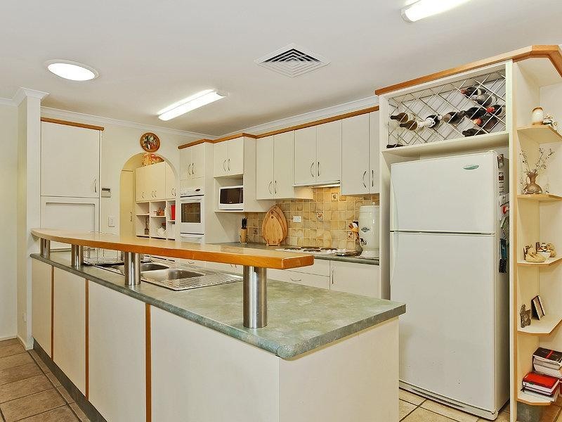 420 Camp Mountain Road, Camp Mountain QLD 4520