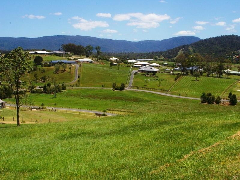 3 Vaucluse Court, Samford Valley QLD 4520