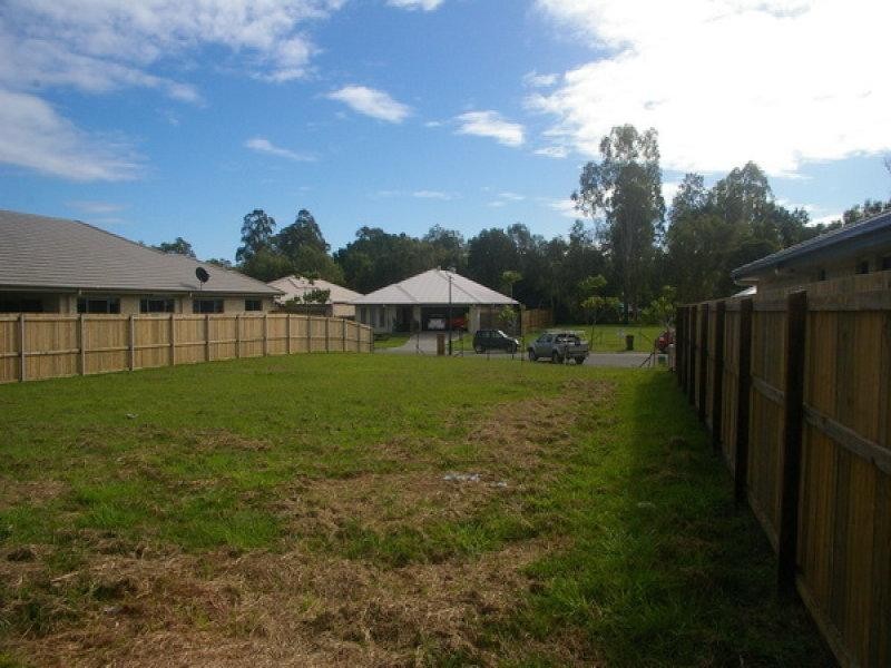 6 Village Lane, Samford Village QLD 4520