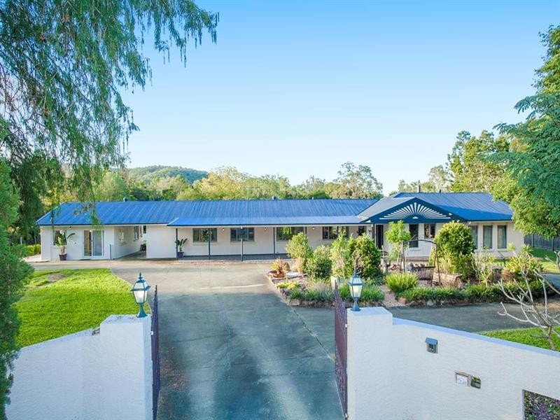 206 Mount Glorious Road, Samford Valley QLD 4520