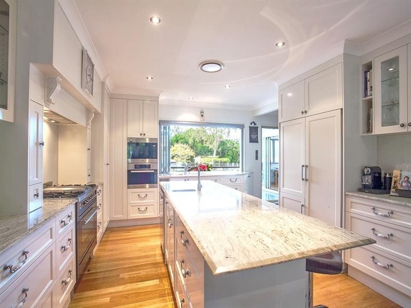 206 Mount Glorious Road, Samford Valley QLD 4520