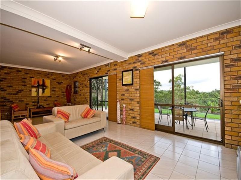 Clear Mountain QLD 4500