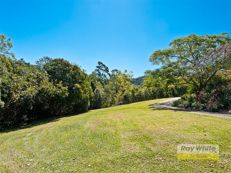 2 Midwood Court, Samford Valley QLD 4520