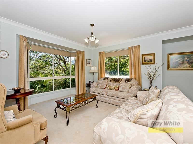 2 Midwood Court, Samford Valley QLD 4520