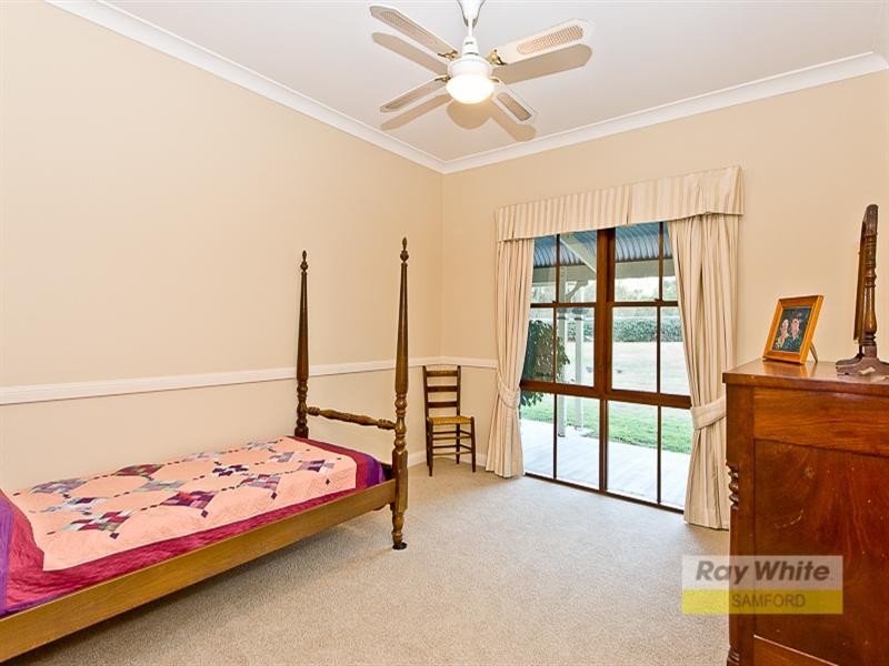 7 Winchester Avenue, Wights Mountain QLD 4520