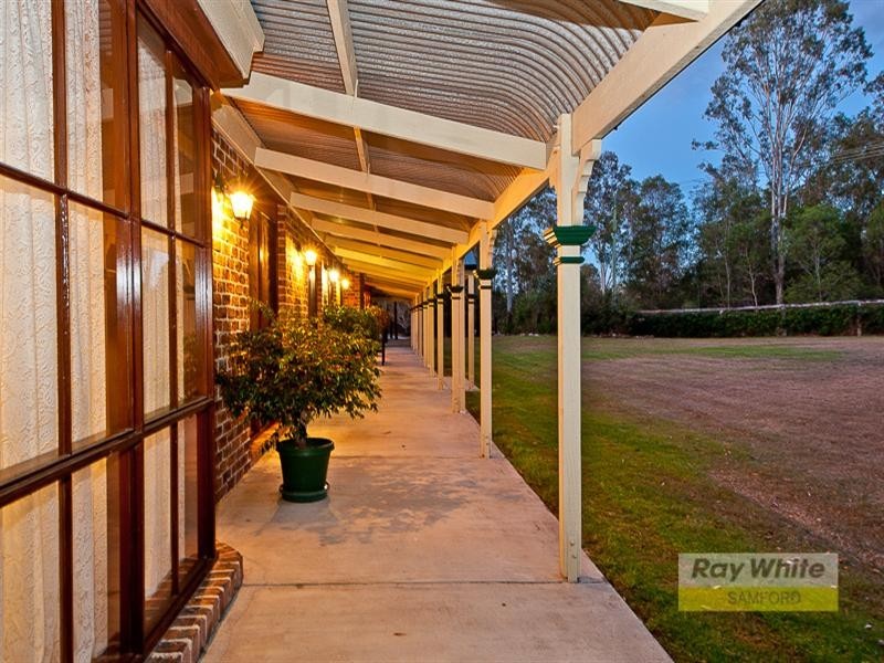 7 Winchester Avenue, Wights Mountain QLD 4520