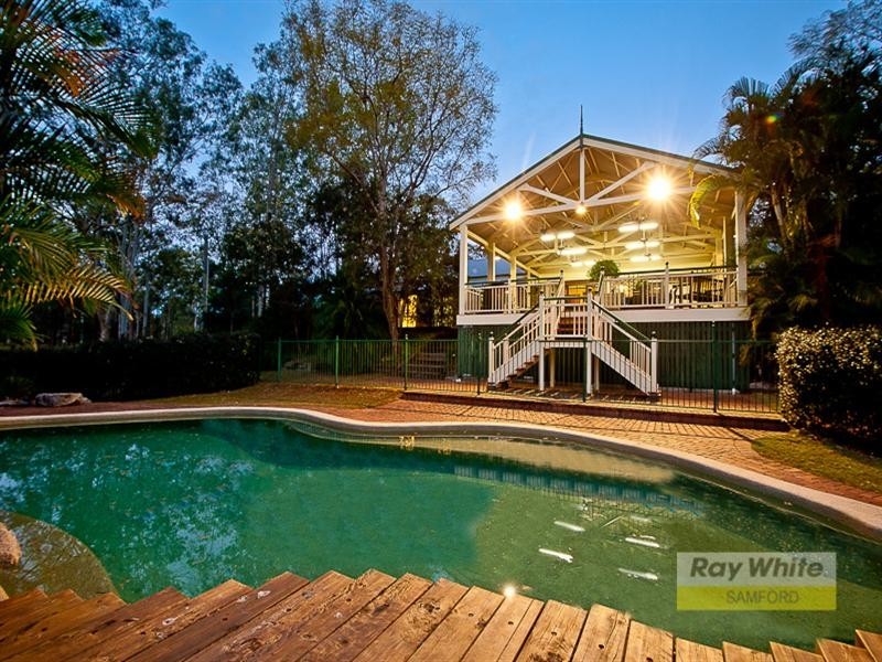 7 Winchester Avenue, Wights Mountain QLD 4520