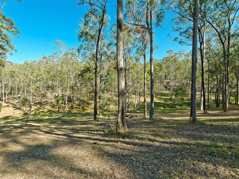 38 Smiths Rd South, Kurwongbah QLD 4503