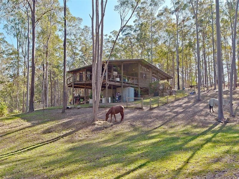 38 Smiths Rd South, Kurwongbah QLD 4503