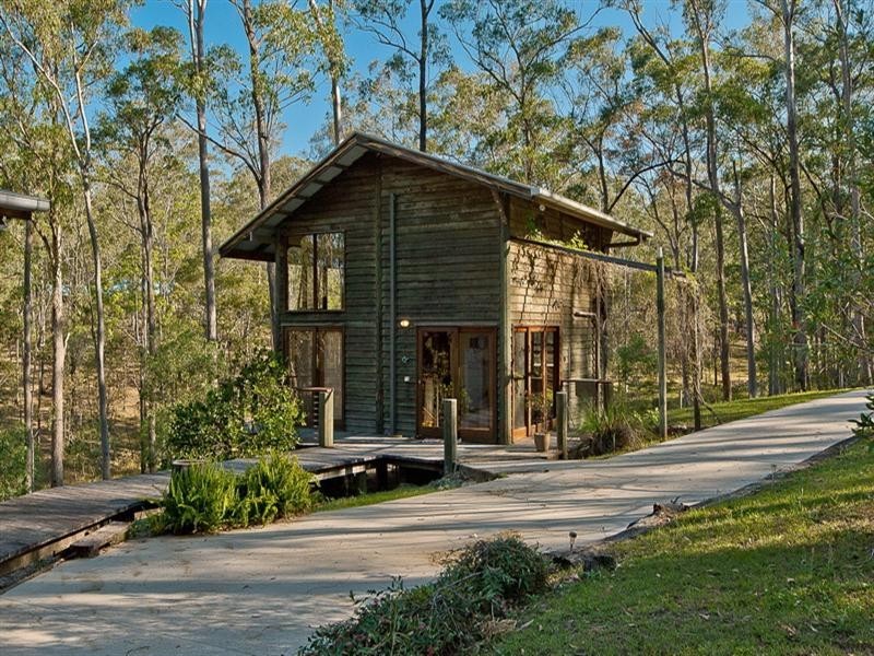 38 Smiths Rd South, Kurwongbah QLD 4503