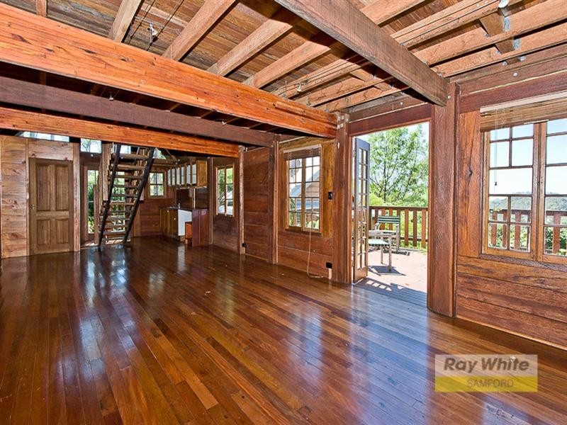 4 Ted Street, Mount Glorious QLD 4520